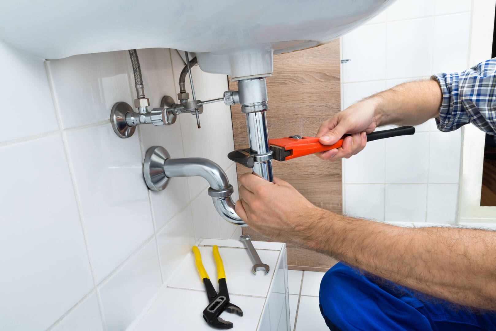 R Acres Plumbing Co LLC